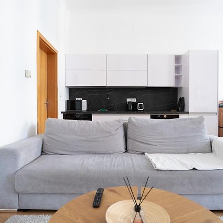 The Dante Prague - Family And Friends Apartments Ngoại thất bức ảnh