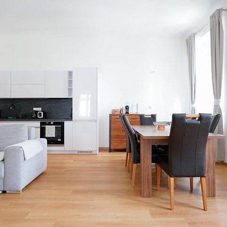 The Dante Prague - Family And Friends Apartments Ngoại thất bức ảnh