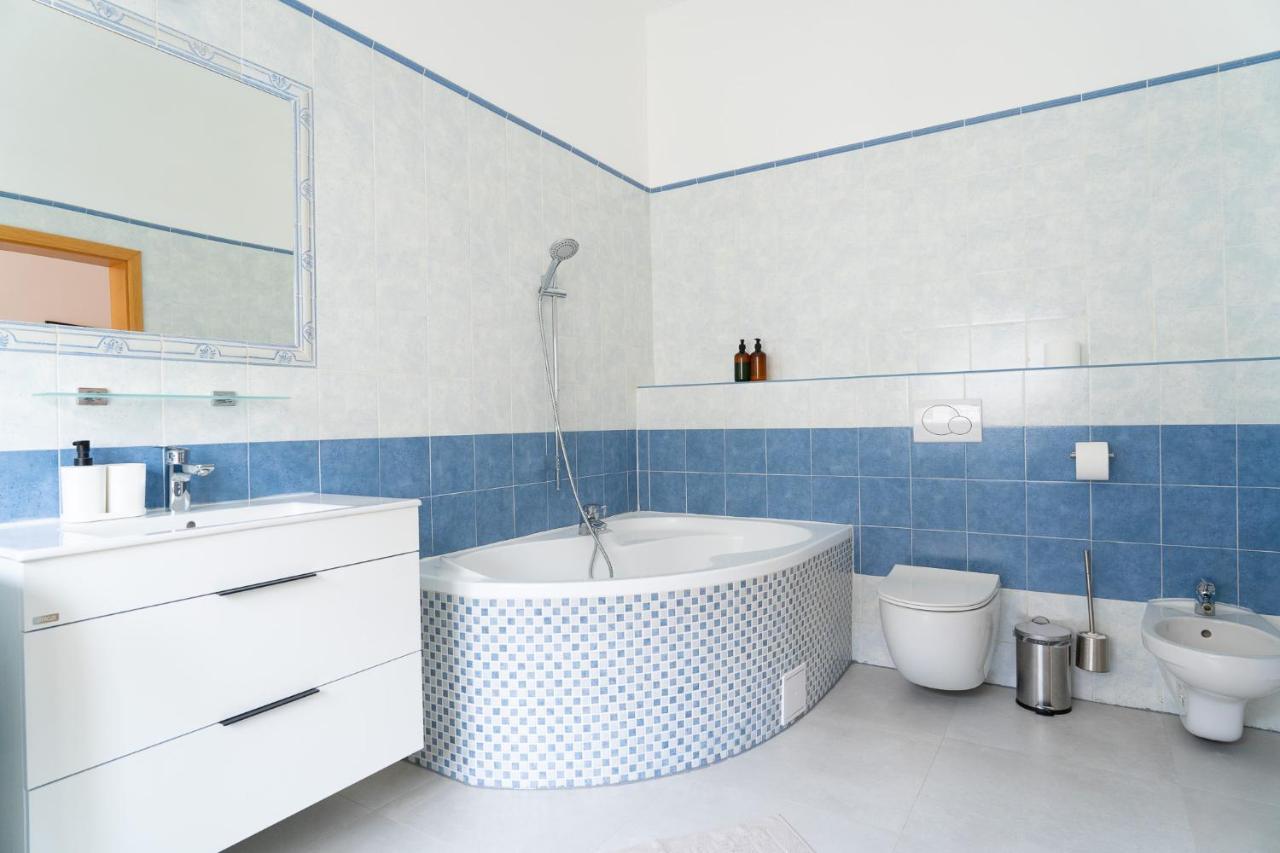 The Dante Prague - Family And Friends Apartments Ngoại thất bức ảnh